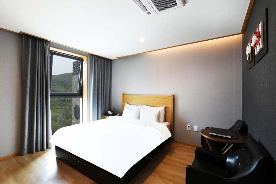 Paju Golden Hill Hotel Exterior photo