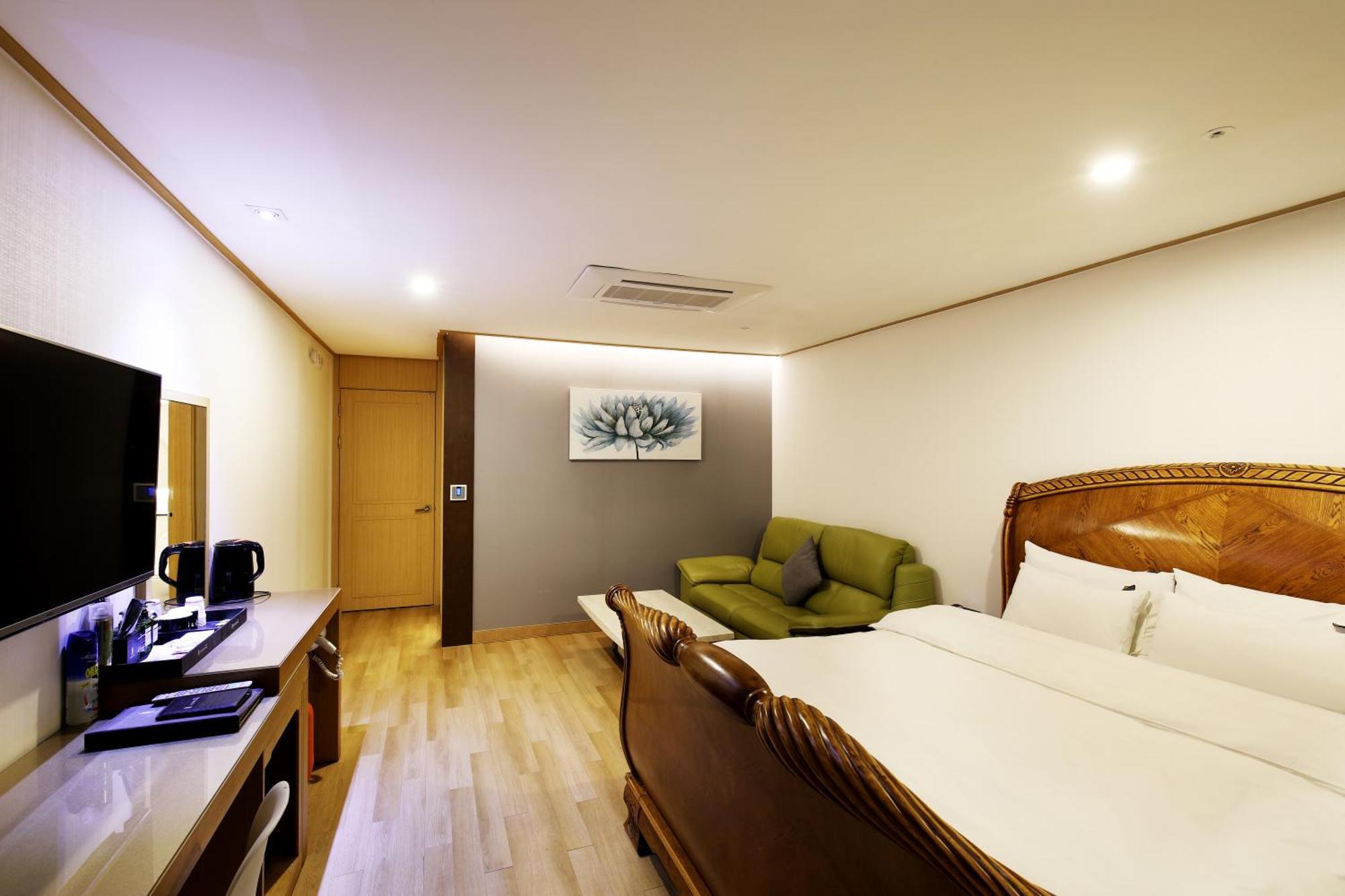 Paju Golden Hill Hotel Exterior photo